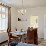 Strandnahe Mit Terrasse, Vergissmeinnicht 01, Apartment