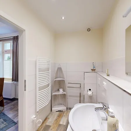 Strandnahe Mit Terrasse, Vergissmeinnicht 01, *