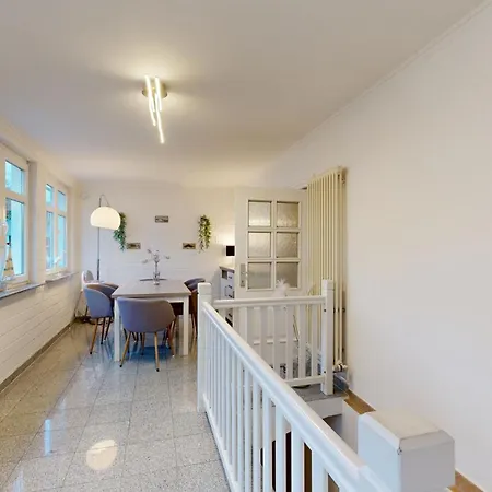 Strandnahe Mit Terrasse, Vergissmeinnicht 01, Binz