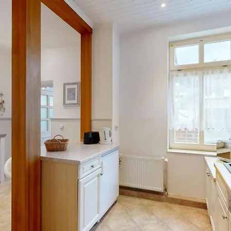 Apartment Strandnahe Mit Terrasse, Vergissmeinnicht 01, *